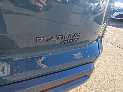 New 2026 Nissan Pathfinder Platinum image 43