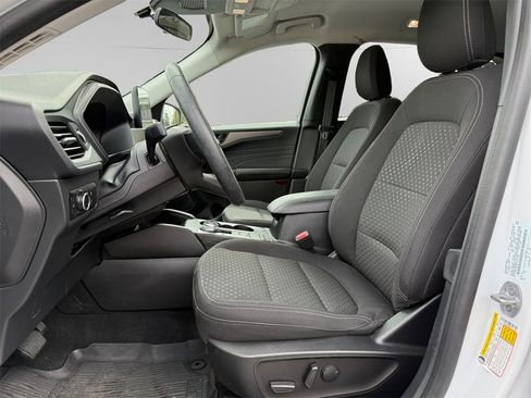 Used 2023 Ford Escape Active image 9