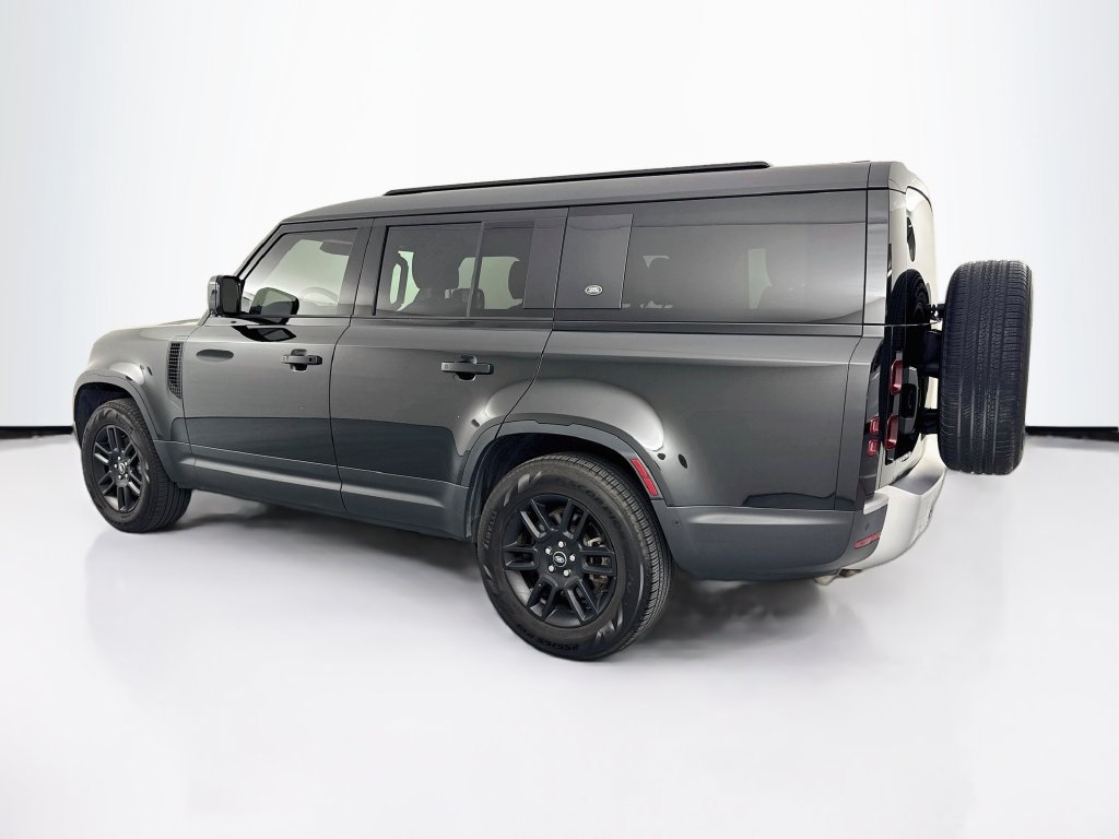 Used 2024 Land Rover Defender 130 S AWD/4WD image 7