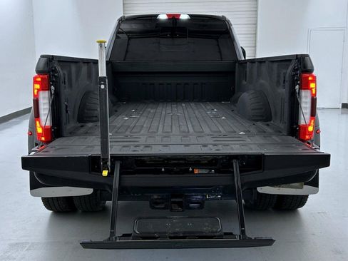 Used 2019 Ford F350 Platinum w/ Platinum Ultimate Package image 22