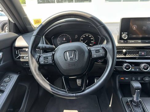 Used 2025 Honda Civic Sport image 12