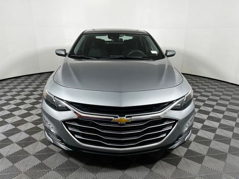 Used 2024 Chevrolet Malibu LT image 2
