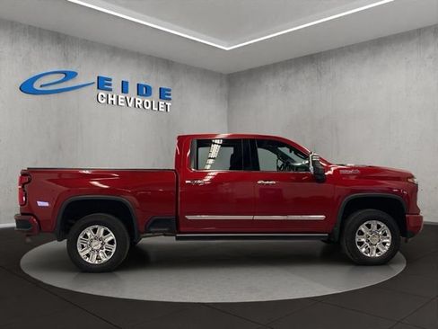 Used 2024 Chevrolet Silverado 2500 High Country w/ Technology Package AWD/4WD image 15