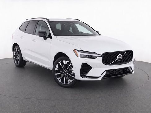 Certified 2026 Volvo XC60 B5 Plus AWD/4WD image 2