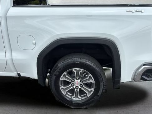 Used 2026 GMC Sierra 1500 SLT AWD/4WD image 34