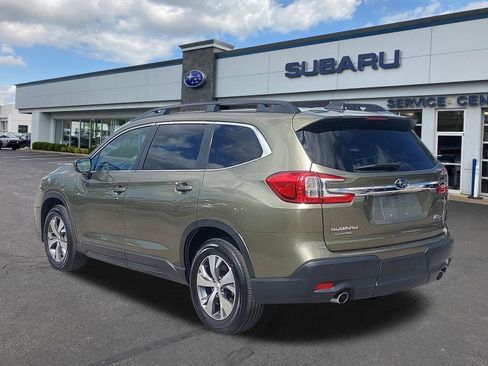 Certified 2025 Subaru Ascent Premium AWD/4WD image 5