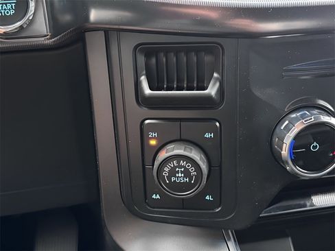 New 2025 Ford F150 Lariat w/ Equipment Group 501A Mid image 20