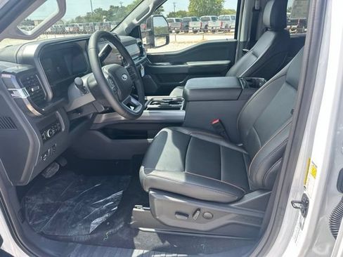 New 2026 Ford F350 Lariat w/ Black Appearance Package AWD/4WD image 2