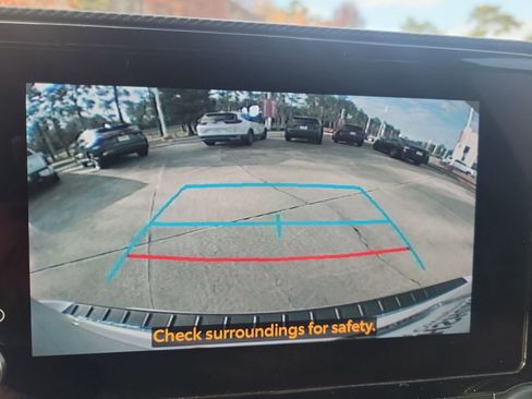 Certified 2024 Toyota Highlander XSE image 19