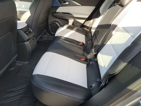 New 2026 Chevrolet Equinox EV LT image 24