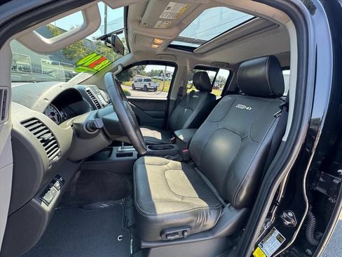 Used 2016 Nissan Frontier PRO-4X w/ Pro-4x Luxury Package AWD/4WD image 15