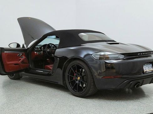 Used 2022 Porsche 718 Boxster GTS image 9