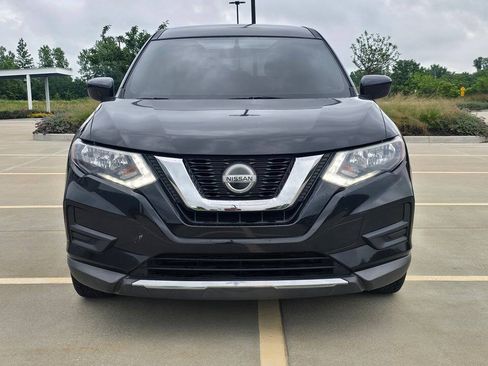 Used 2018 Nissan Rogue S FWD image 4