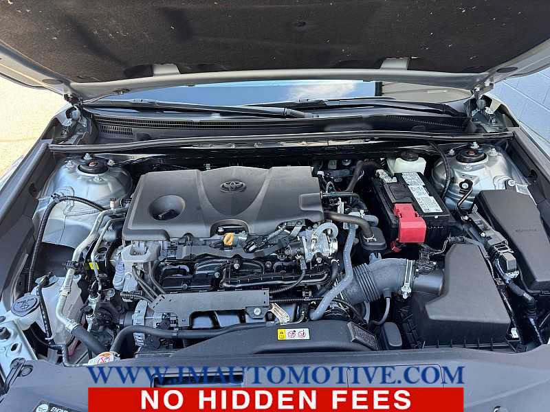 Used 2022 Toyota Camry XSE FWD image 10