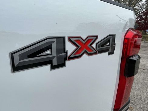 Used 2024 Ford F250 Lariat image 11