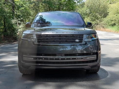 Used 2023 Land Rover Range Rover SE AWD/4WD image 12