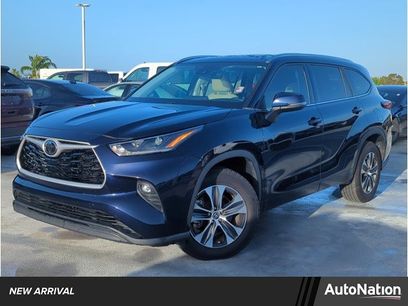 Used 2021 Toyota Highlander XLE
