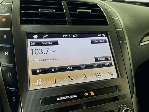 Used 2017 Lincoln MKZ Reserve FWD image 14