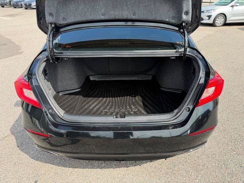 Used 2019 Honda Accord Sport image 7