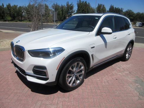 Used 2022 BMW X5 xDrive45e AWD/4WD image 1