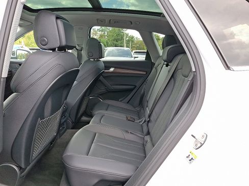 Certified 2024 Audi Q5 2.0T Premium image 10