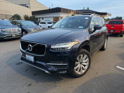 Used 2017 Volvo XC90 T6 Momentum