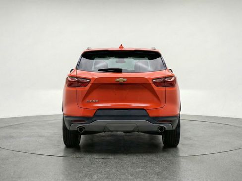 Used 2025 Chevrolet Blazer LT FWD image 7