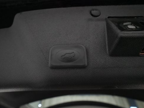 Used 2012 GMC Acadia SLT image 15