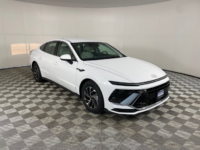 New 2026 Hyundai Sonata Blue FWD image 20