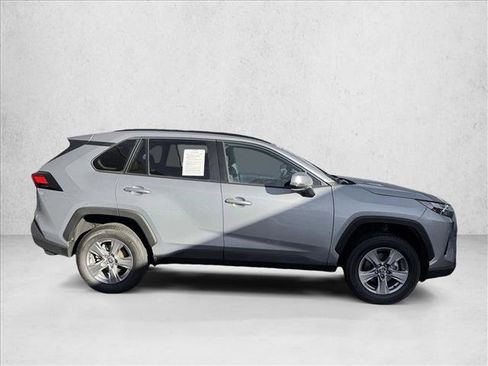 Used 2024 Toyota RAV4 XLE AWD/4WD image 4