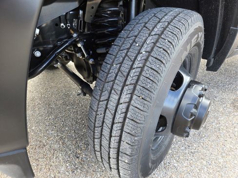 New 2026 RAM 3500 Tradesman AWD/4WD image 11