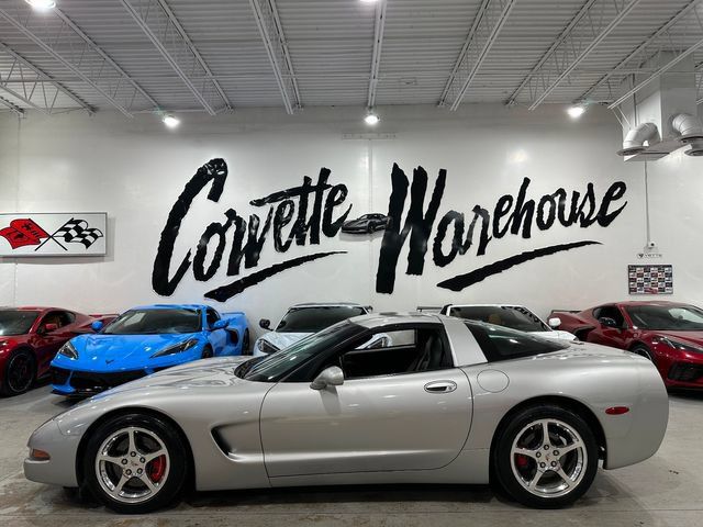 Used 2004 Chevrolet Corvette Coupe w/ Preferred Equipment Group RWD image 2