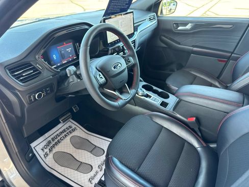 Certified 2023 Ford Escape ST-Line w/ Tech Pack #1 AWD/4WD image 22