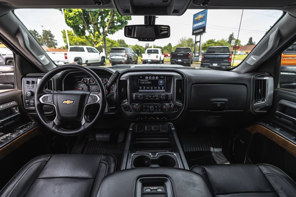 Used 2019 Chevrolet Silverado 2500 LTZ w/ Duramax Plus Package AWD/4WD image 27