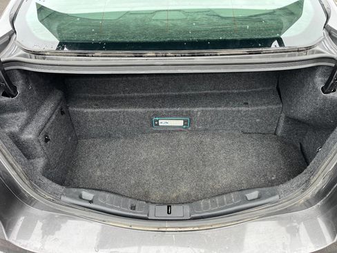 Used 2019 Ford Fusion Energi Titanium FWD image 9