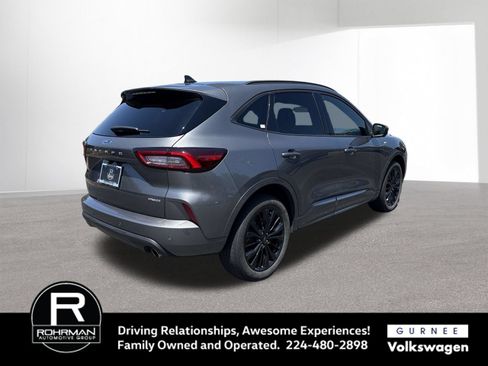 Used 2023 Ford Escape ST-Line Elite AWD/4WD image 9
