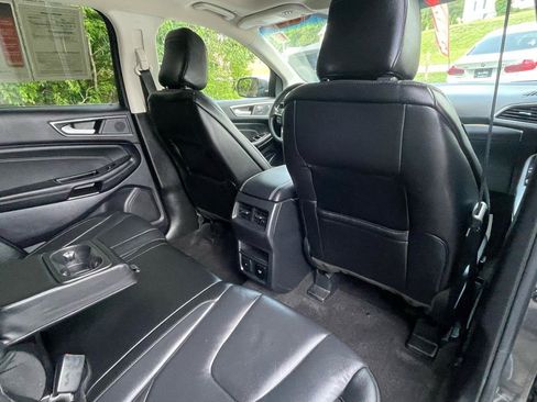 Used 2020 Ford Edge Titanium AWD/4WD image 26