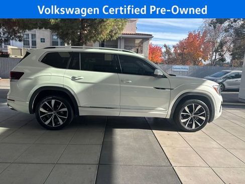Certified 2024 Volkswagen Atlas SEL Premium R-Line image 10