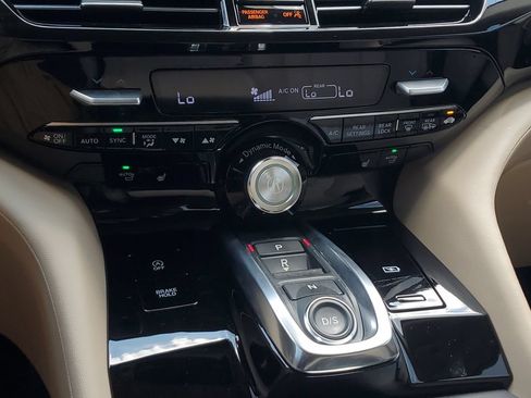 Certified 2025 Acura MDX FWD w/ Technology Package image 27