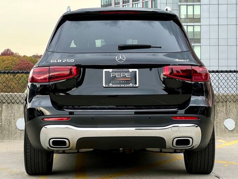Certified 2024 Mercedes-Benz GLB 250 GLB 250 image 6