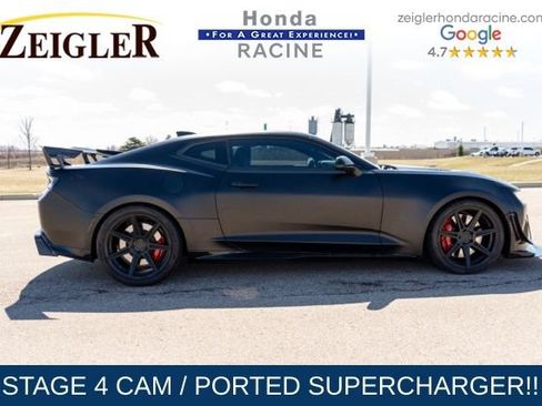 Used 2018 Chevrolet Camaro ZL1 RWD image 9