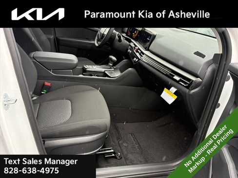 New 2026 Kia Sportage LX AWD/4WD image 18