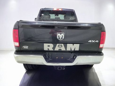 Used 2018 RAM 1500 ST w/ SXT Appearance Group image 19