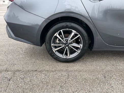 Used 2024 Kia Forte LXS image 11