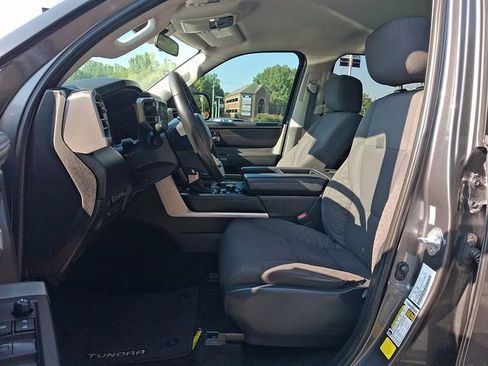 Used 2024 Toyota Tundra SR5 w/ SR5 Convenience Package AWD/4WD image 13