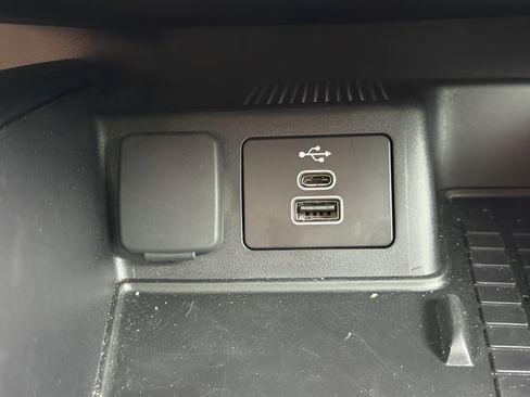 Used 2025 Ford Bronco Sport Outer Banks AWD/4WD image 14