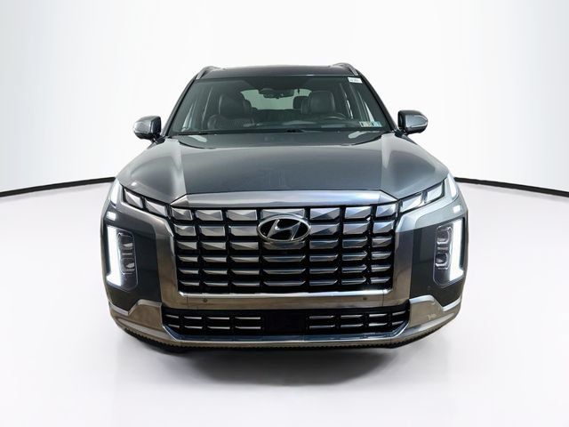 Used 2024 Hyundai Palisade Calligraphy AWD/4WD image 2