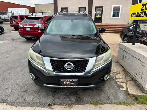 Used 2013 Nissan Pathfinder SL FWD image 9