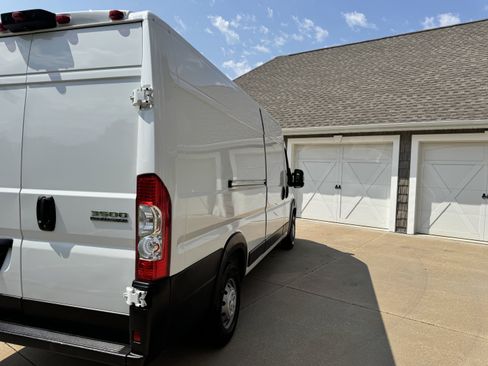 Used 2023 RAM ProMaster 3500 w/ Driver Convenience Group FWD image 34