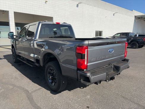 Used 2023 Ford F250 XLT w/ XLT Premium Package AWD/4WD image 3